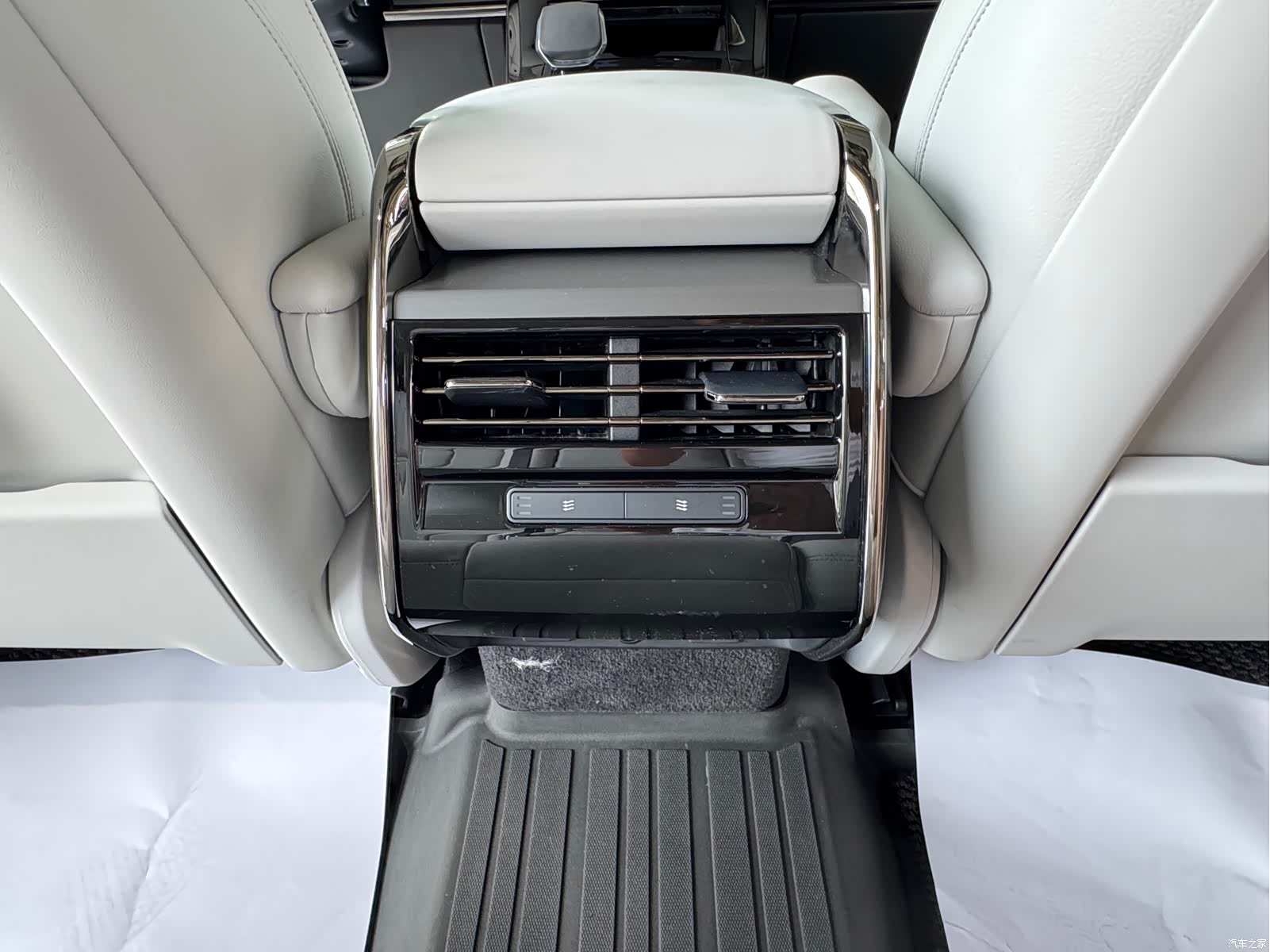 Land Rover Range Rover, 2024 26