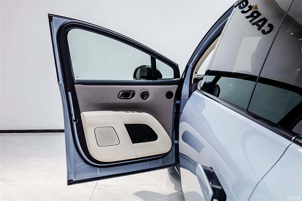 Li Auto i8, 2025 14