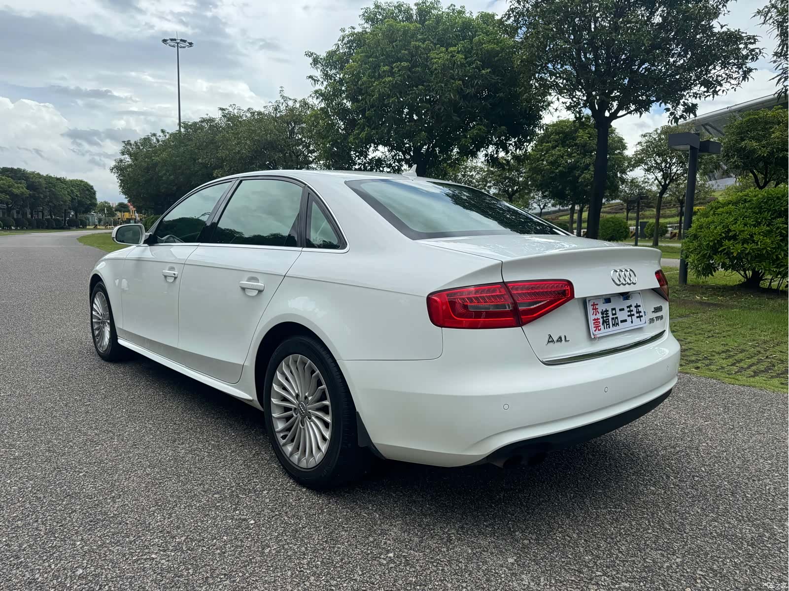 Audi A4L, 2013 6