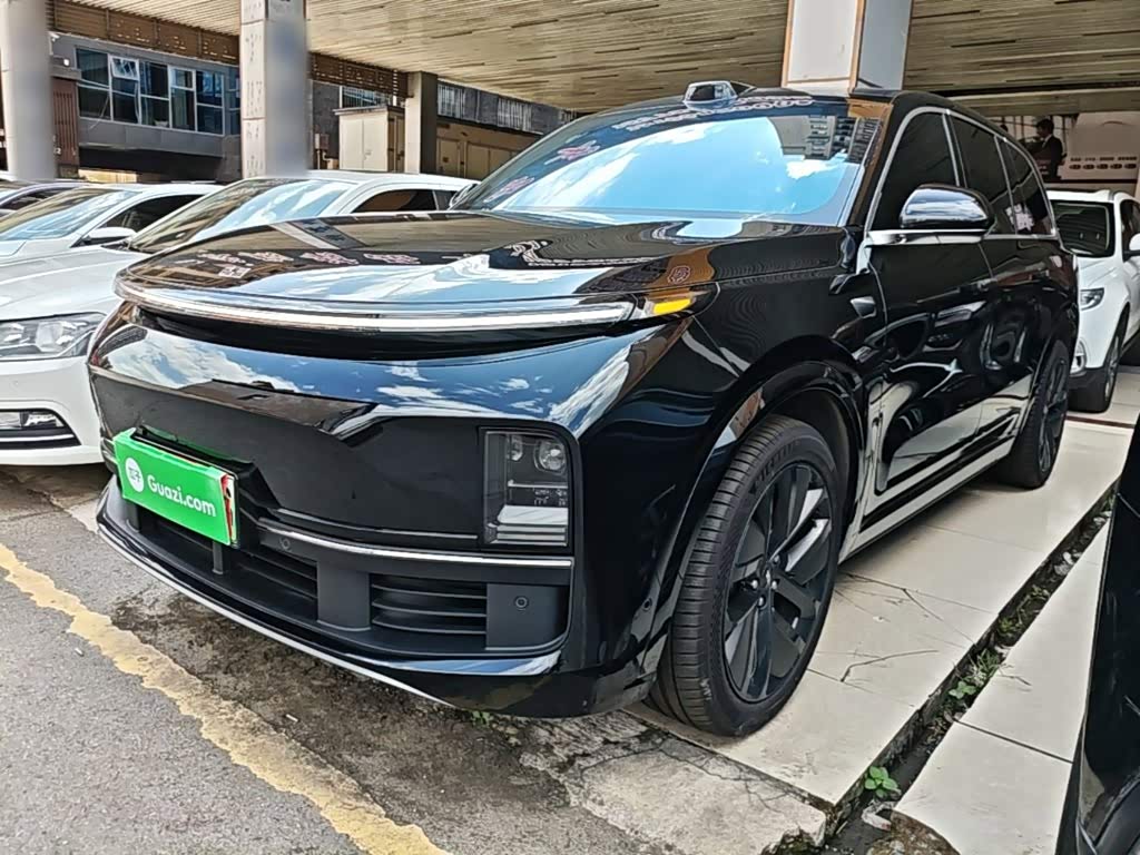 Li Auto L9