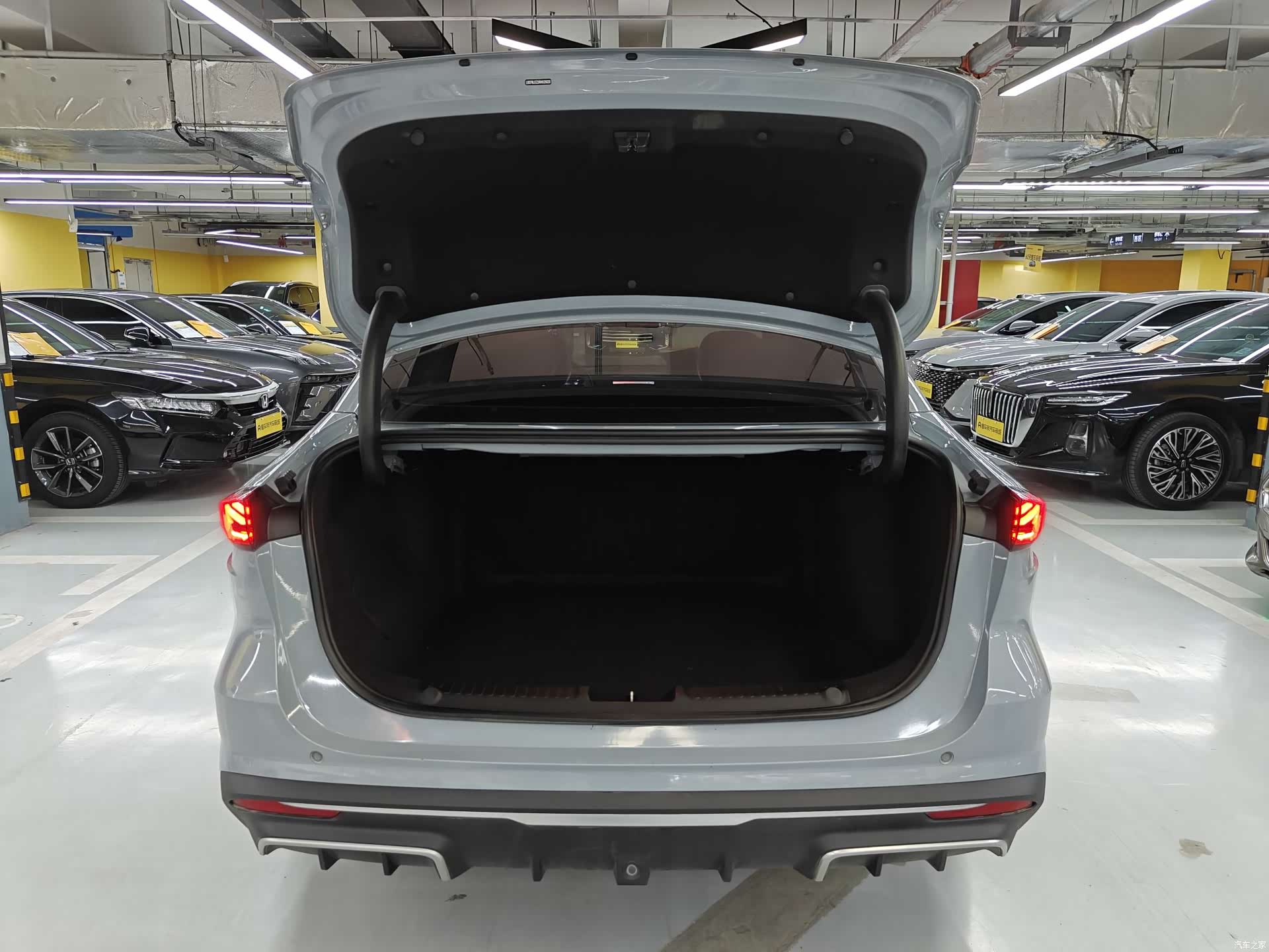 Geely Galaxy L6, 2024 9