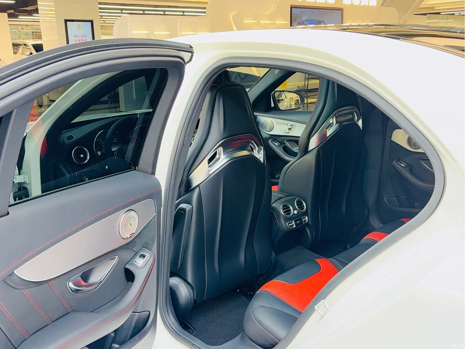 Mercedes-Benz C-Class, 2016 7