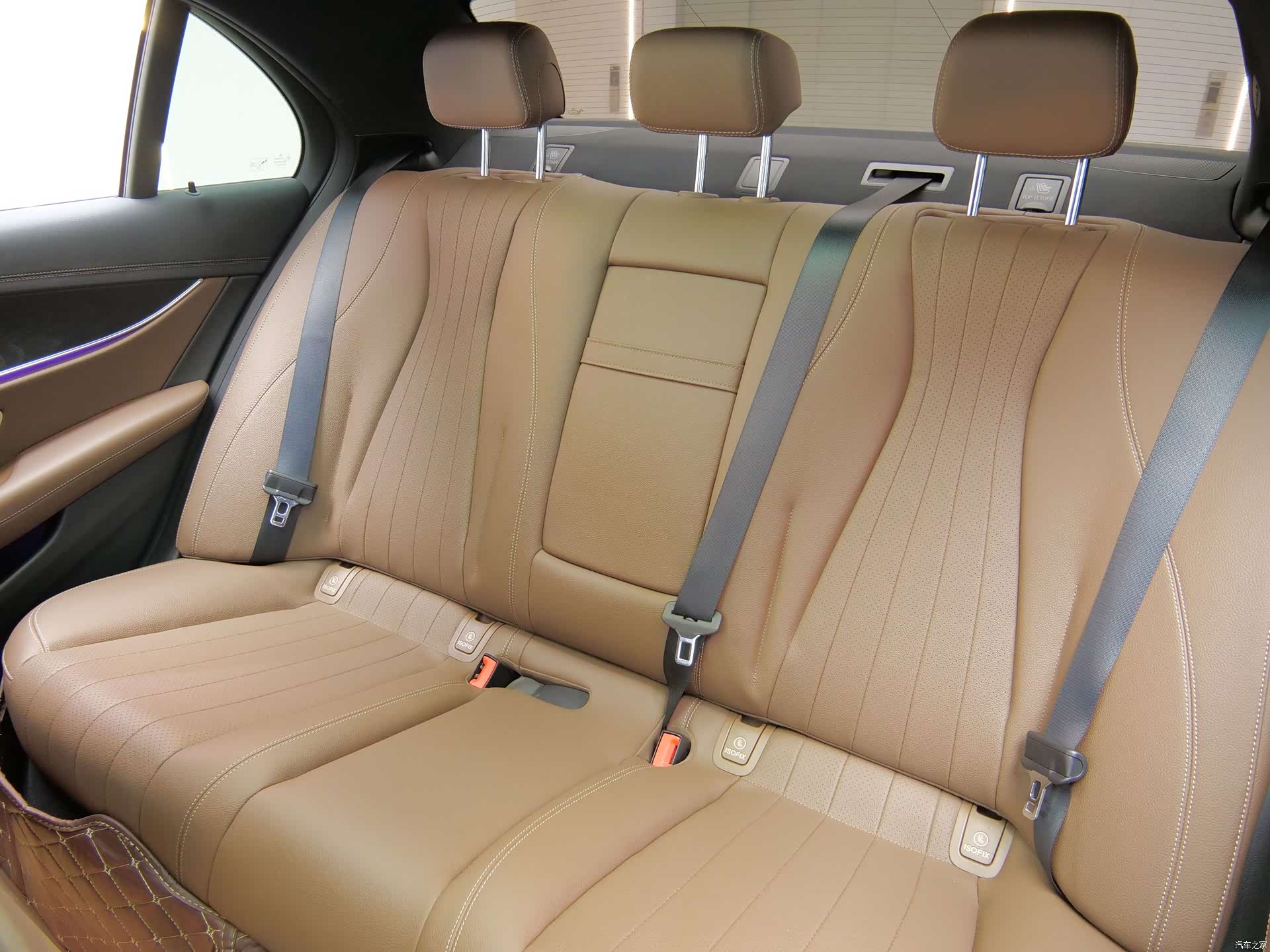 Mercedes-Benz E-Class, 2021 11