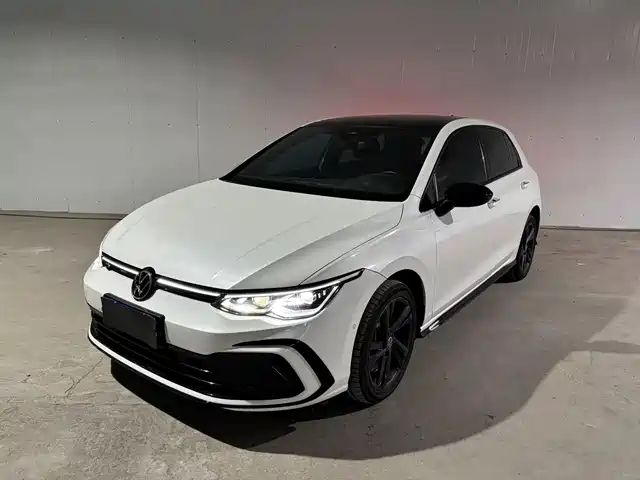 Volkswagen Golf 2023 — купить из Китая под заказ