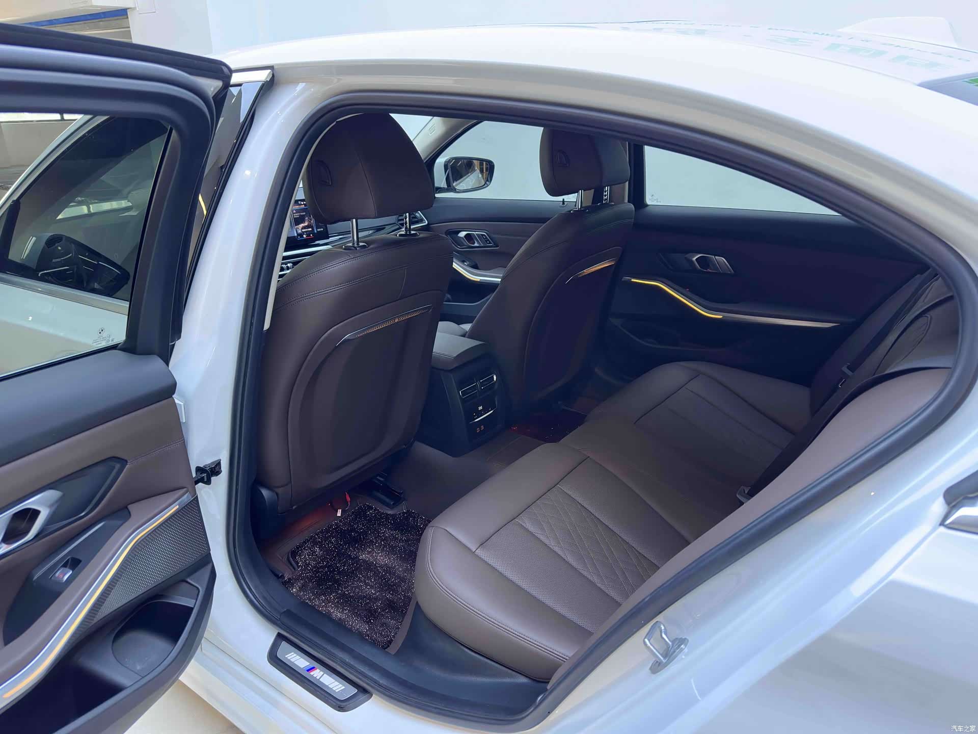 BMW 3 Series, 2023 10
