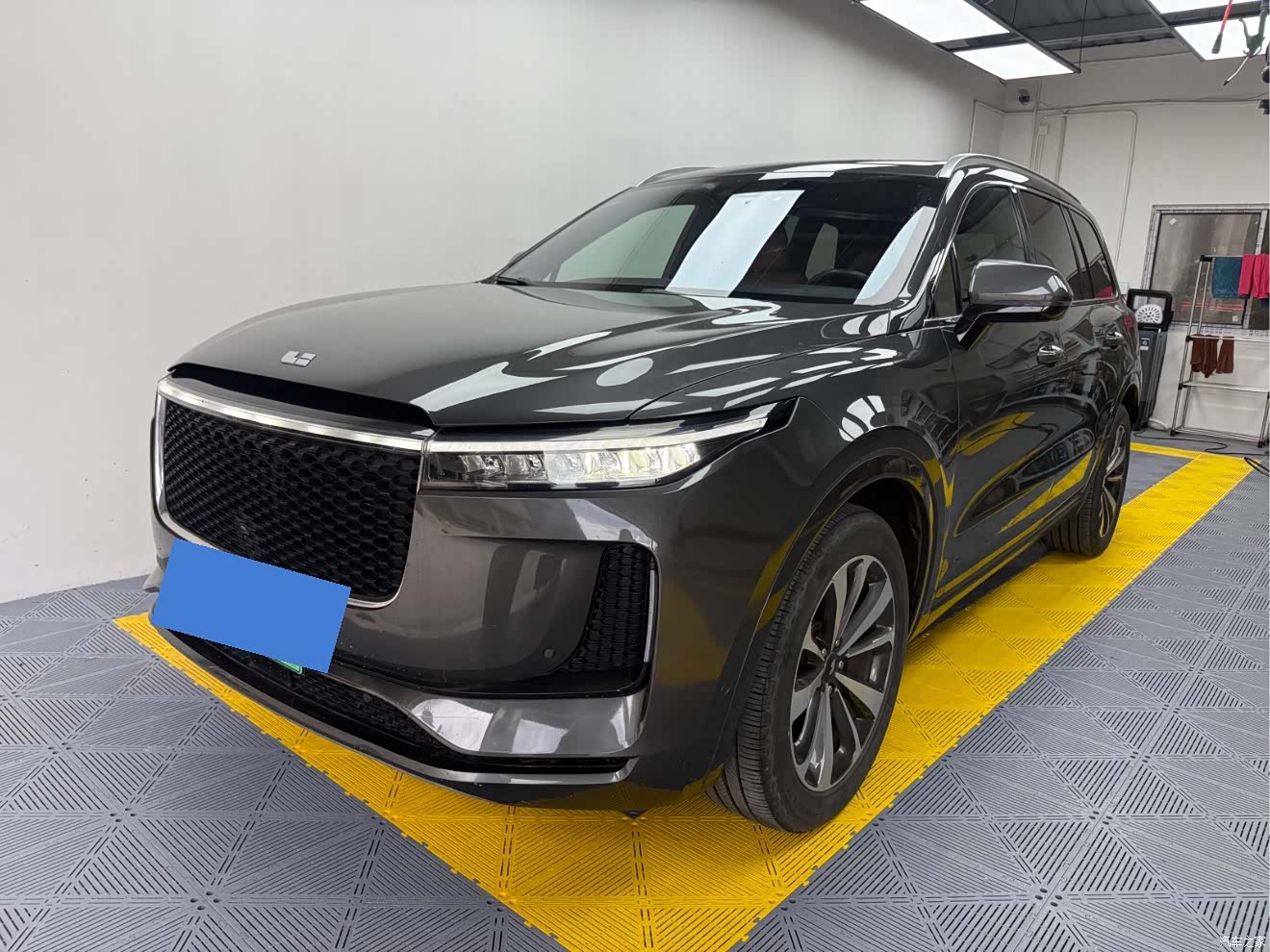 Li Auto ONE