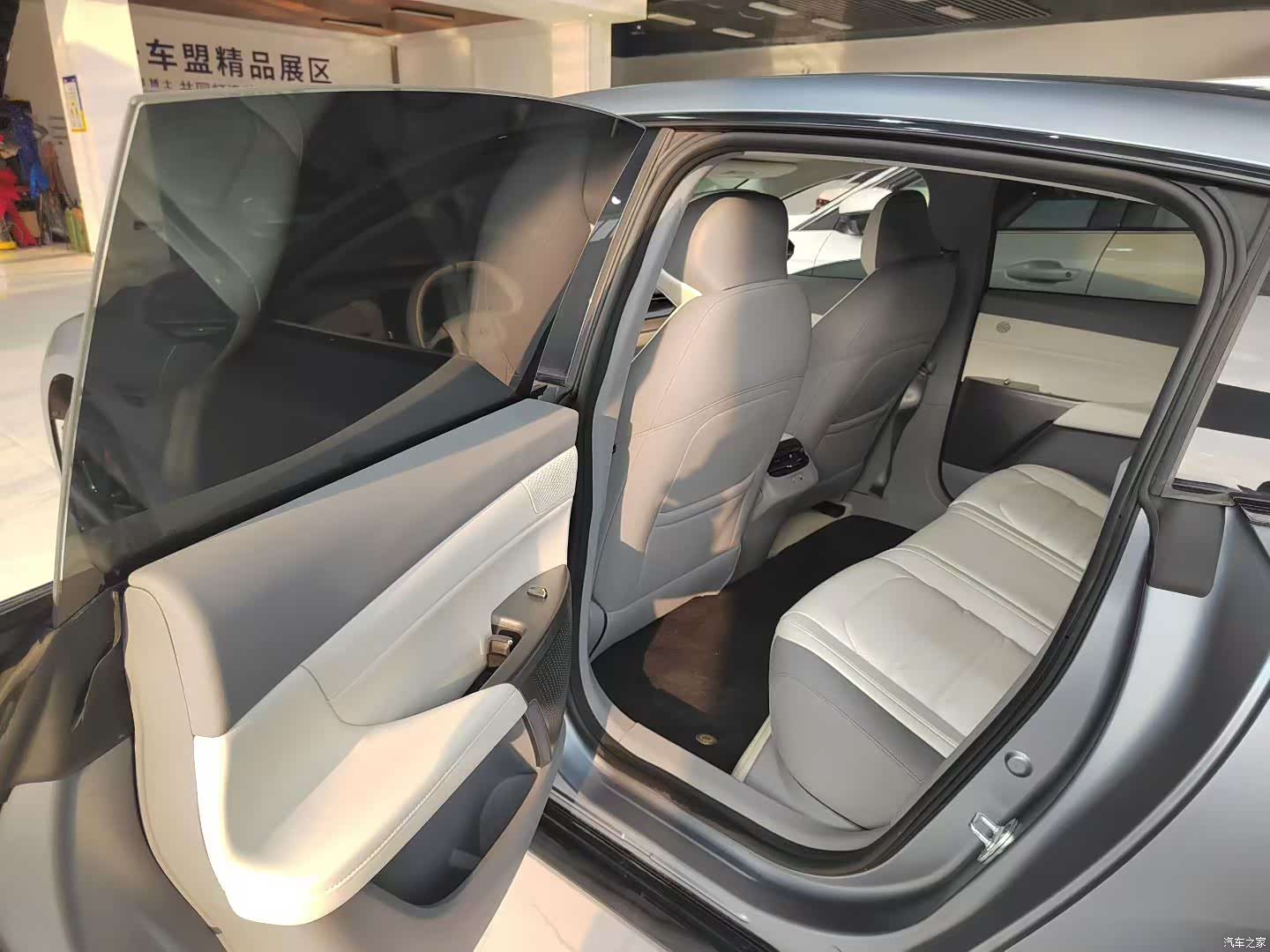 DongFeng eπ007, 2024 6
