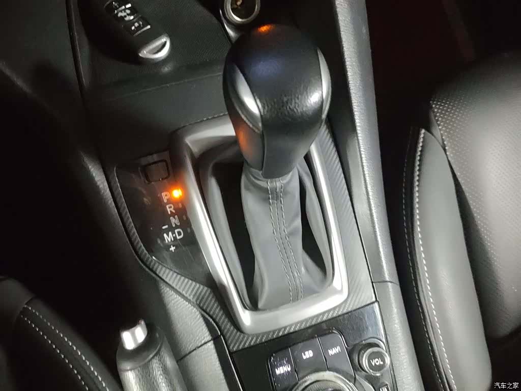 Mazda Mazda3, 2019 14