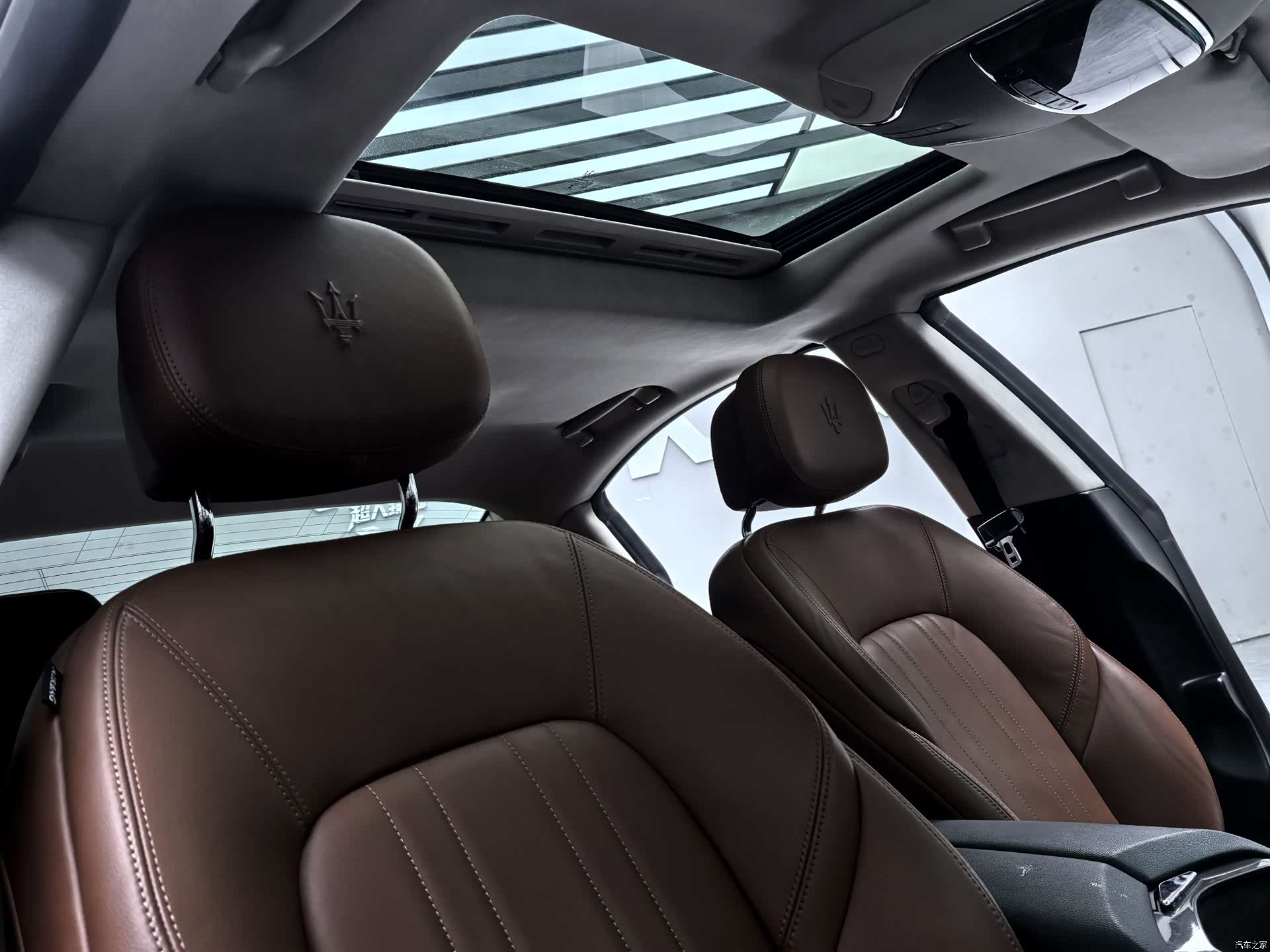 Maserati Ghibli, 2016 8