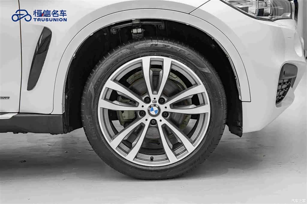 BMW X6, 2019 11