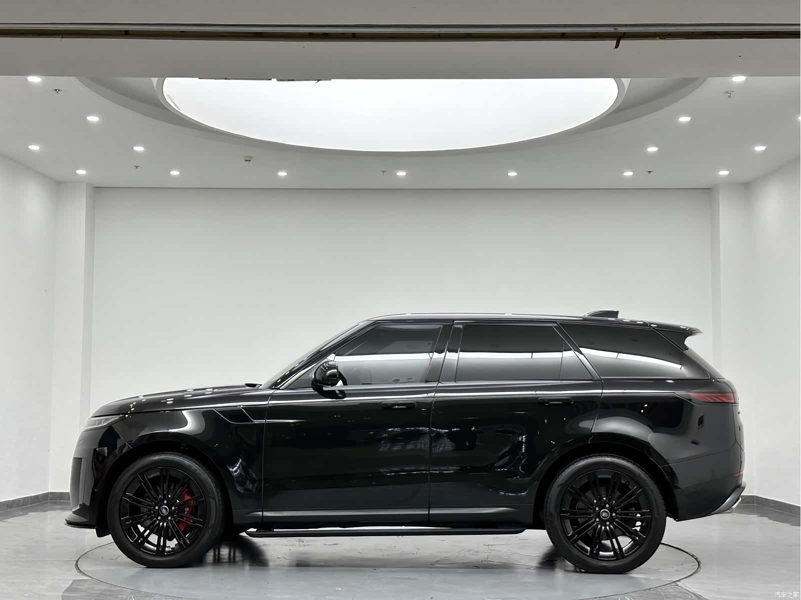 Land Rover Range Rover, 2023 все фото