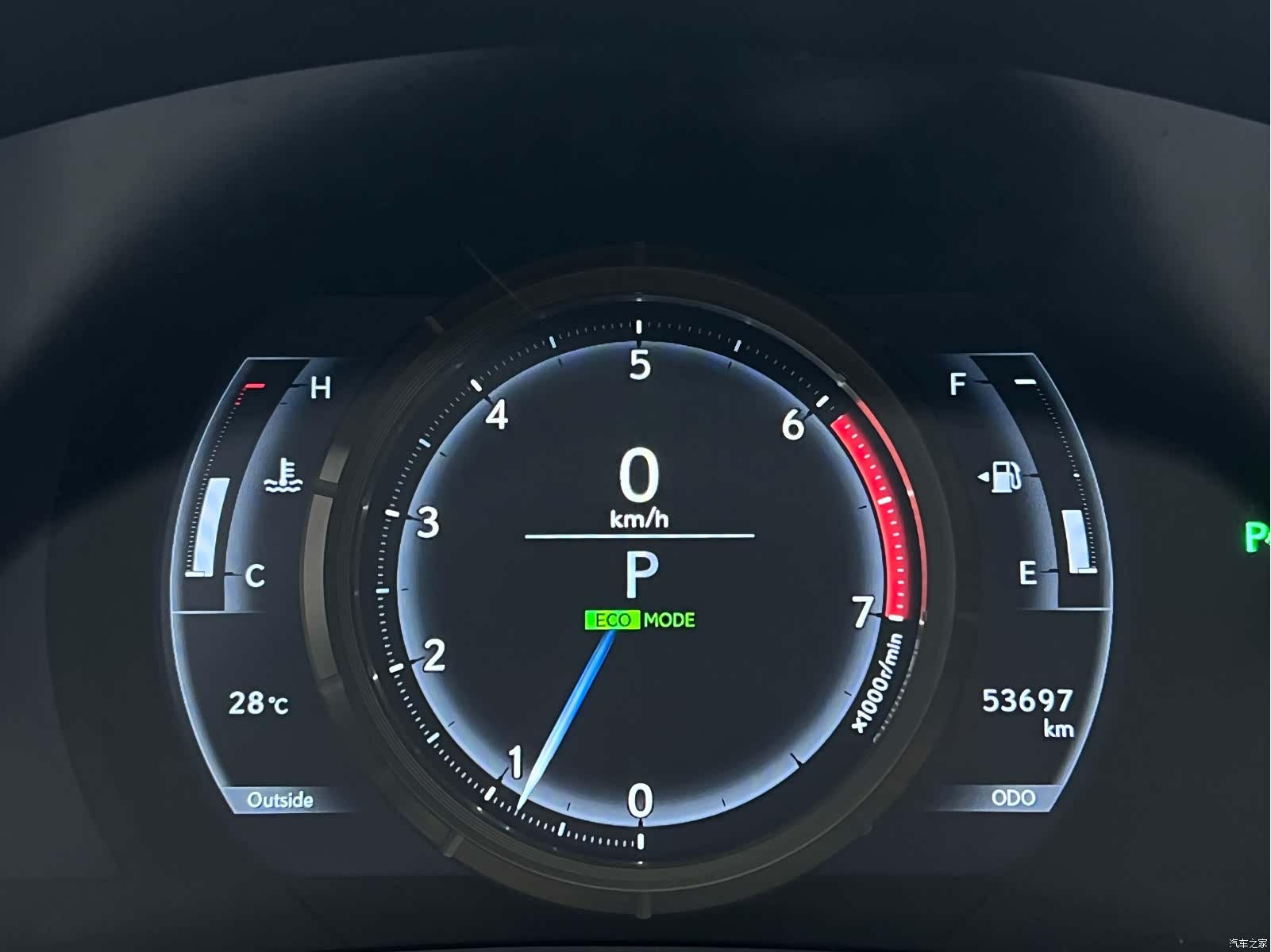 Lexus IS, 2018 12