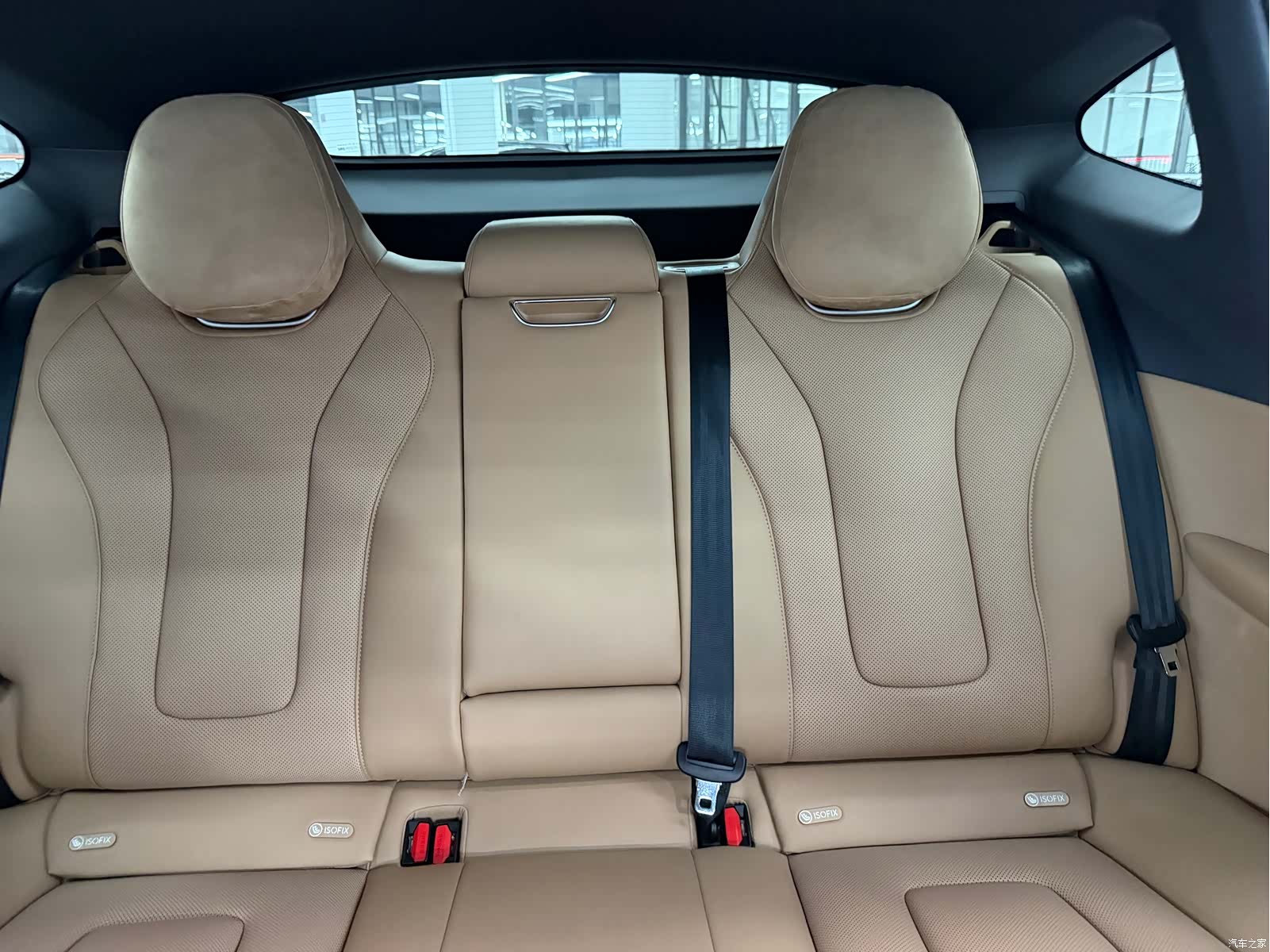 Luxeed R7, 2026 10