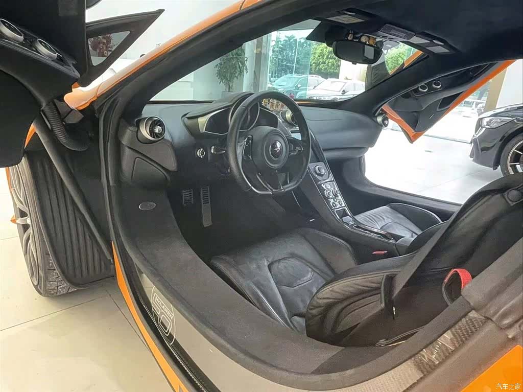 McLaren 12C, 2014 11