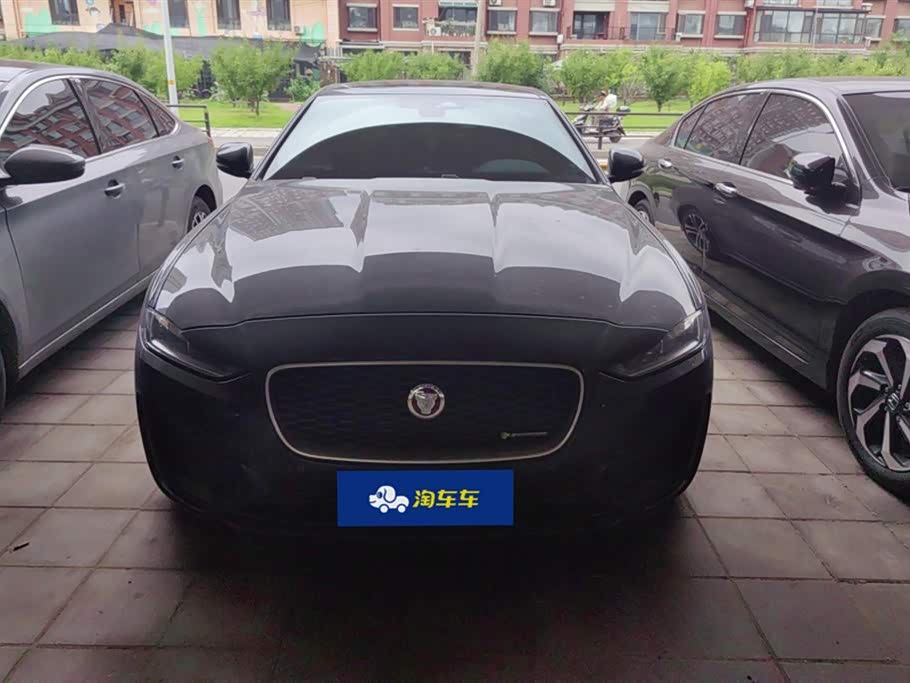 Jaguar XEL Jaguar XEL