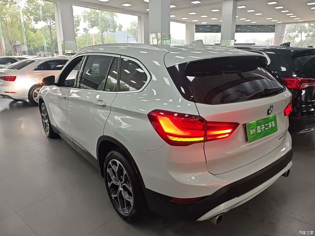 BMW X1, 2019 все фото