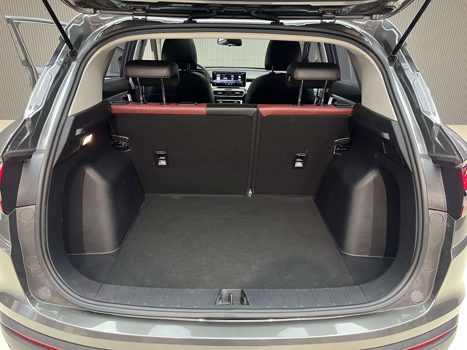 Geely Coolray, 2022 7