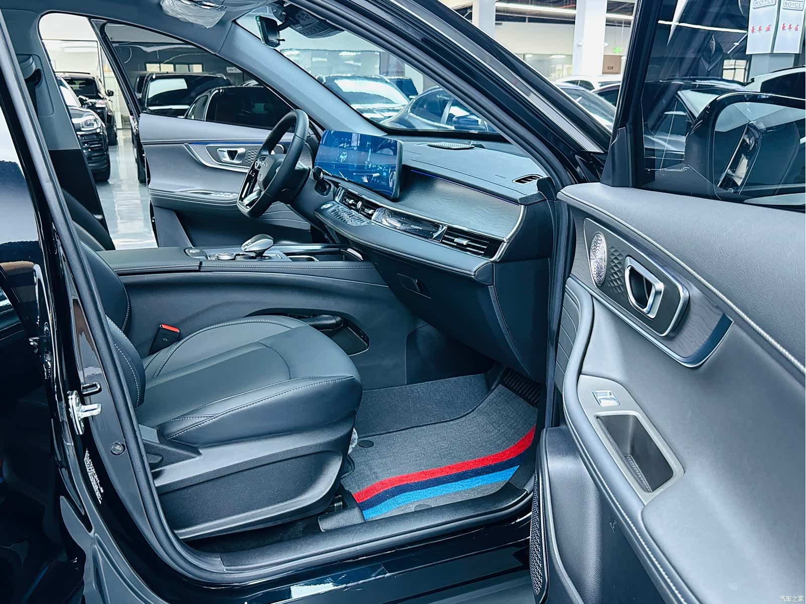 Chery Tiggo 8, 2025 8