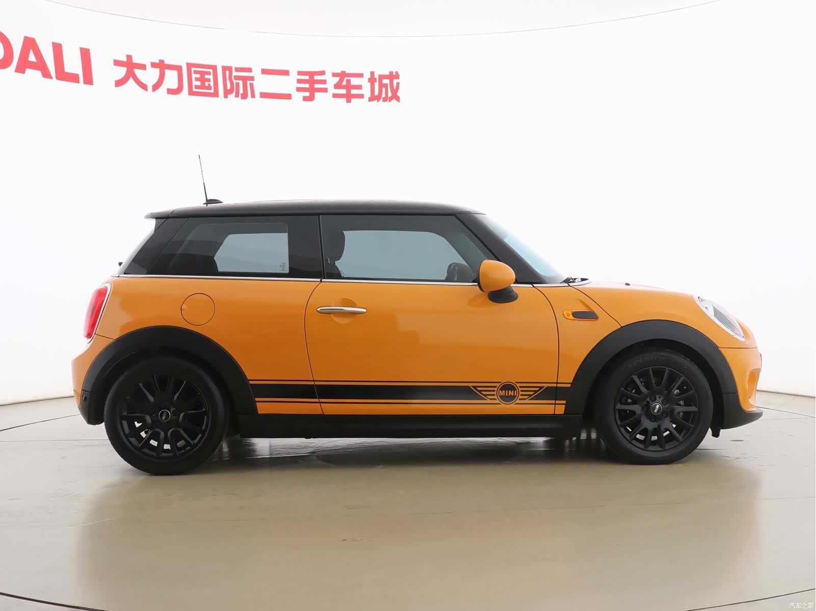 Mini ONE+, 2014 4