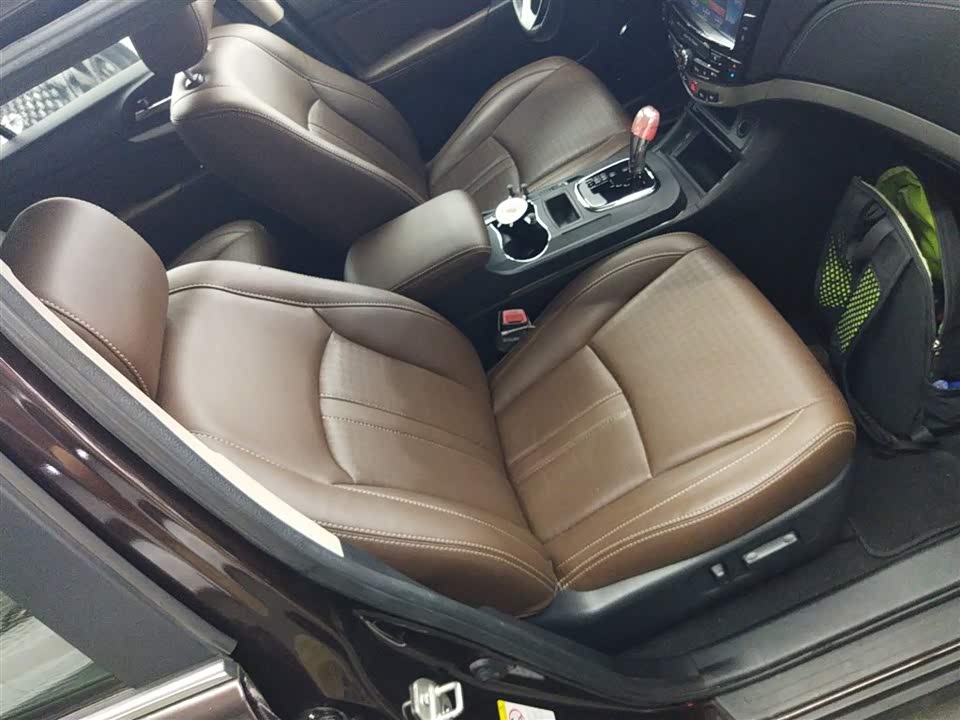 BYD S7