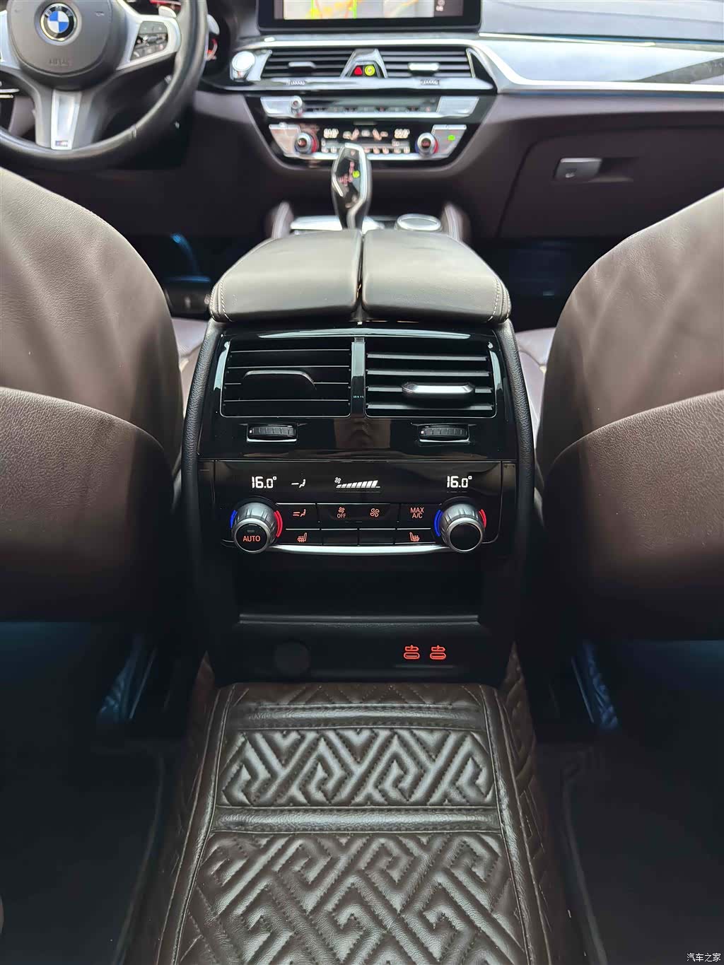 BMW 6 Series GT, 2022 10
