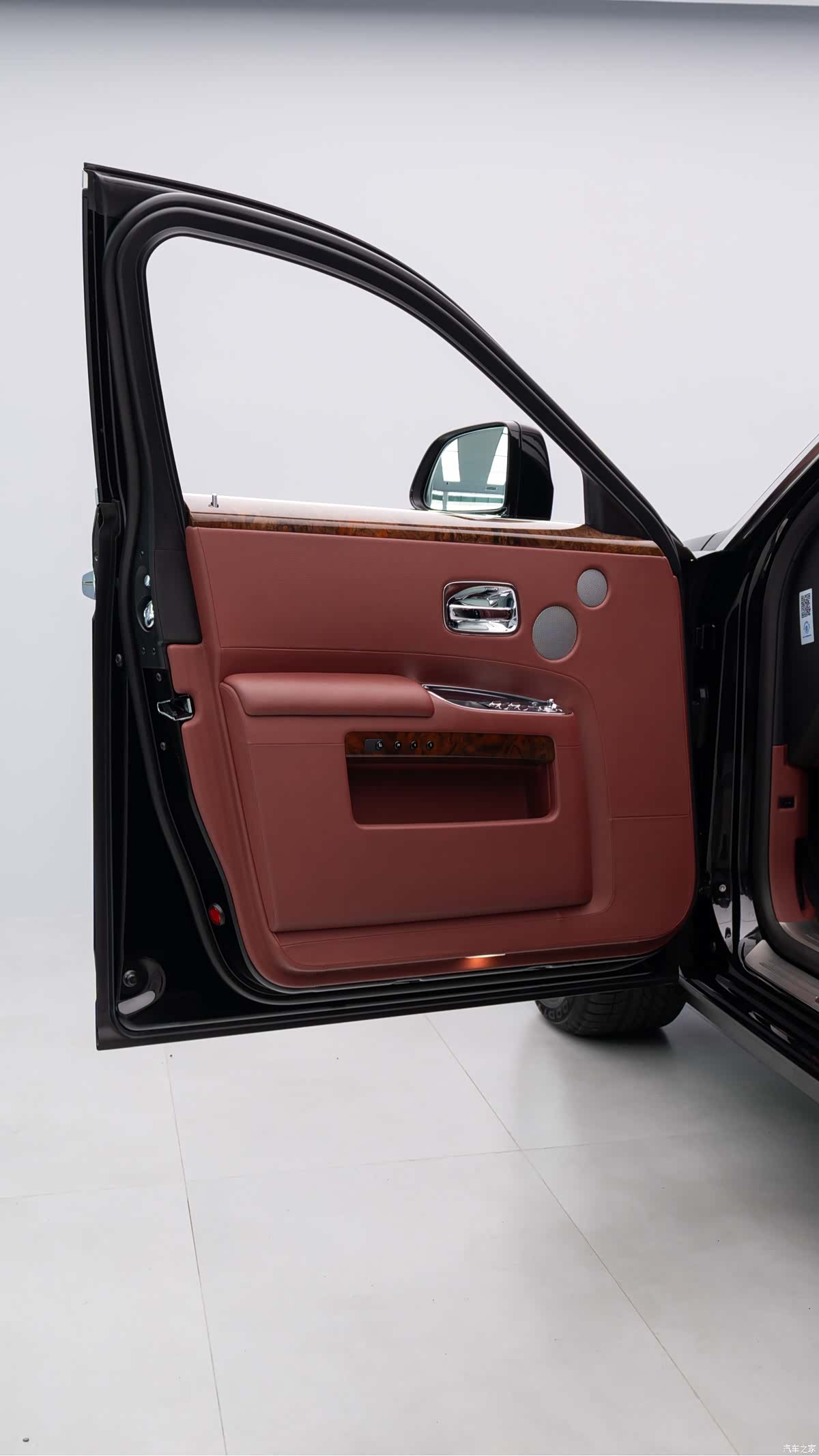 Rolls-Royce Ghost, 2015 4