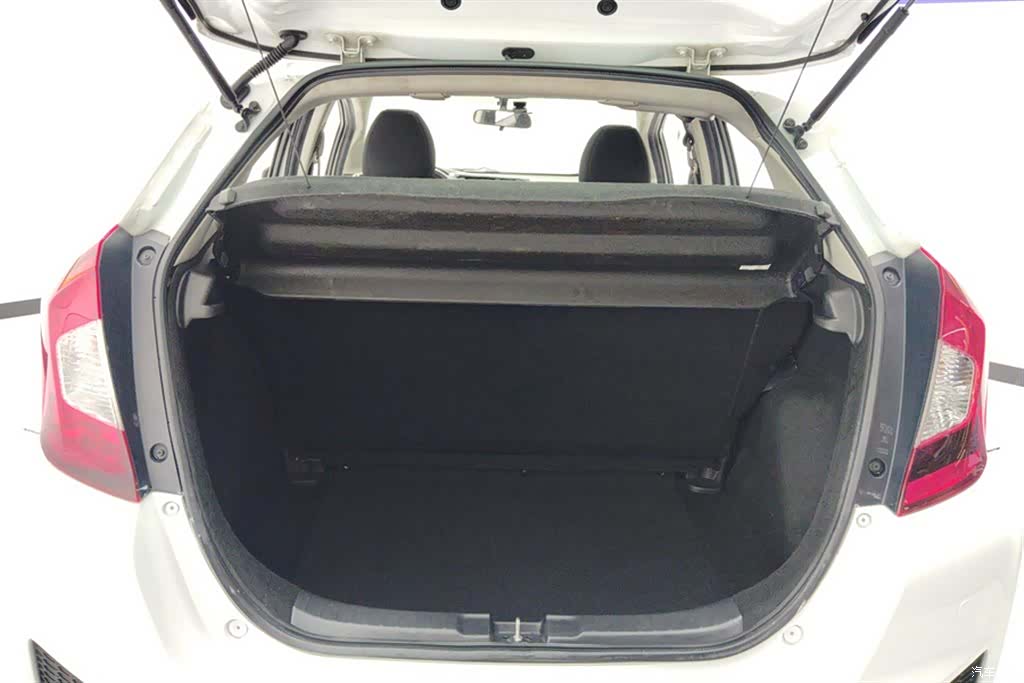 Honda Fit, 2017 4