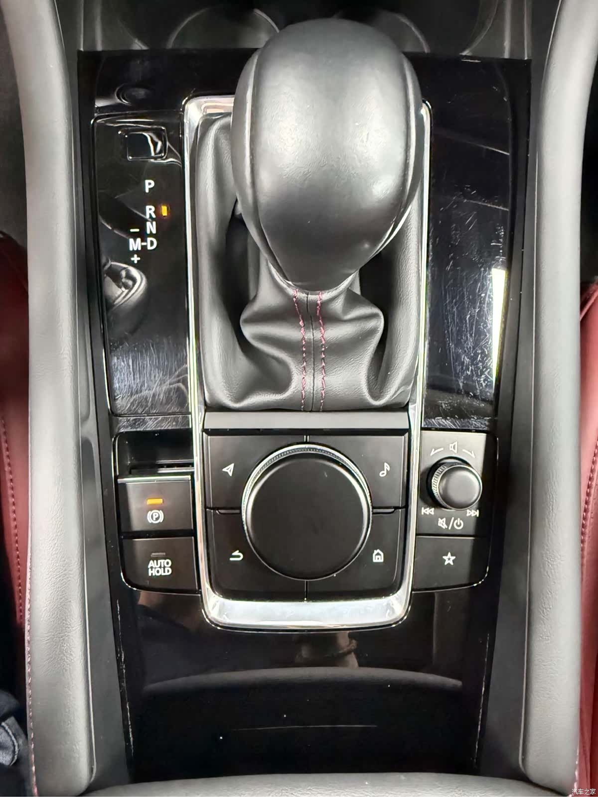Mazda Mazda3, 2023 11
