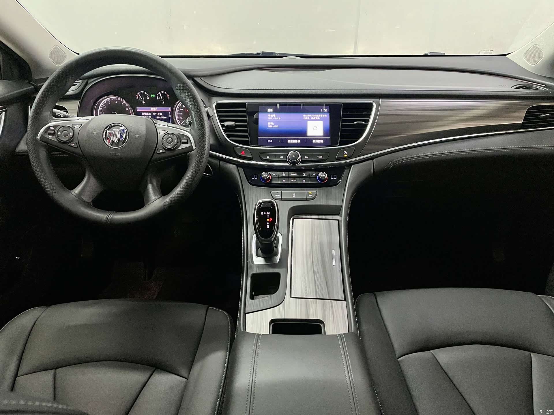 Buick LaCrosse, 2022 13