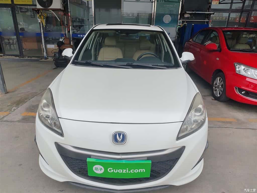 Changan V5, 2015 3