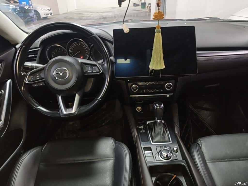 Mazda Atenza, 2018 10