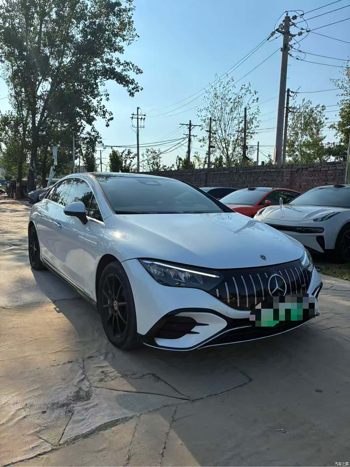 Mercedes-Benz EQE, 2024 3