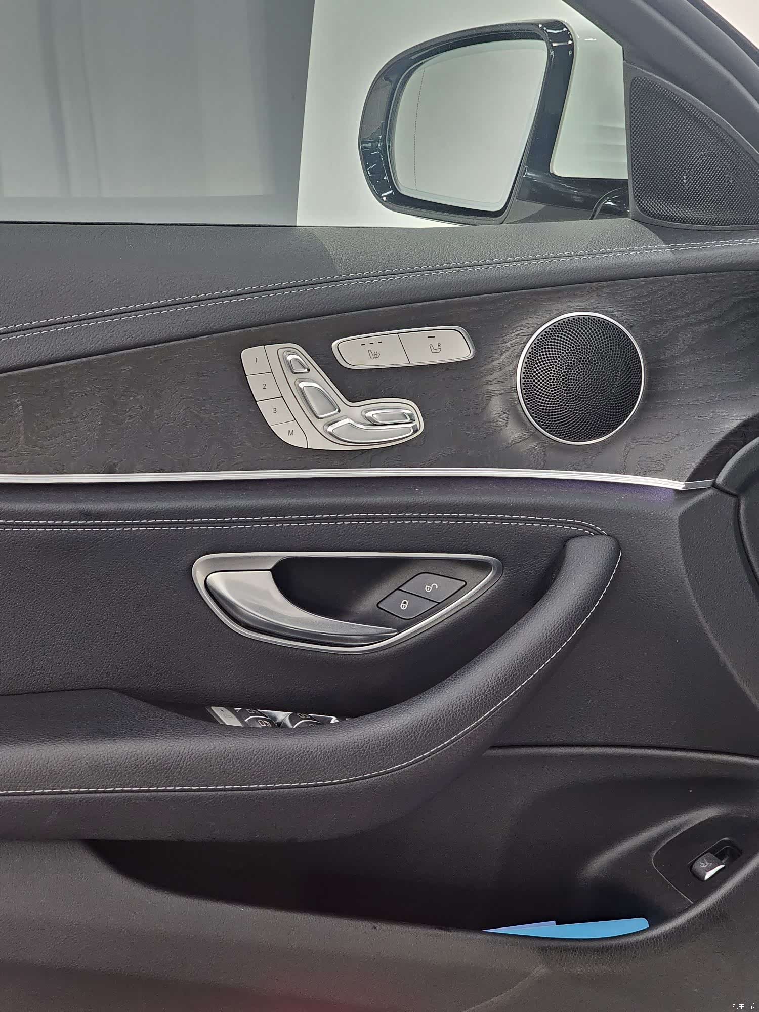 Mercedes-Benz E-Class, 2016 9