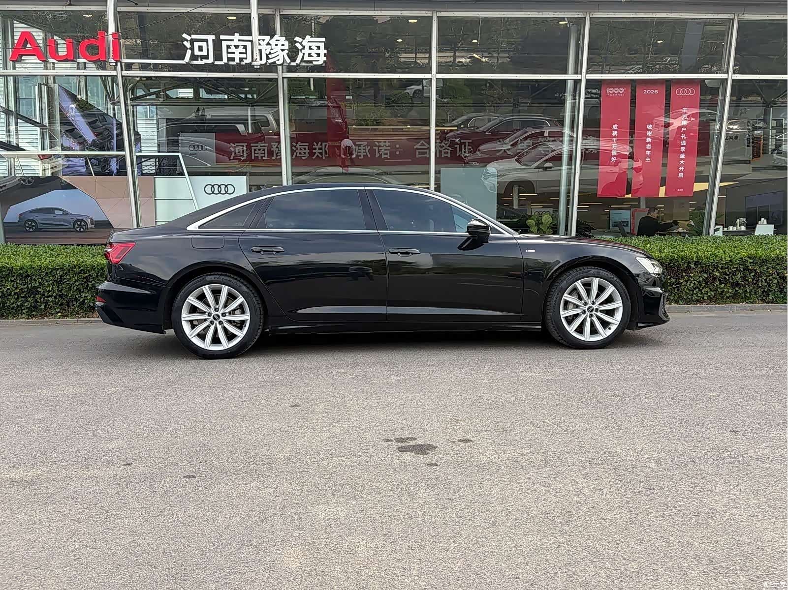 Audi A6L, 2022 3