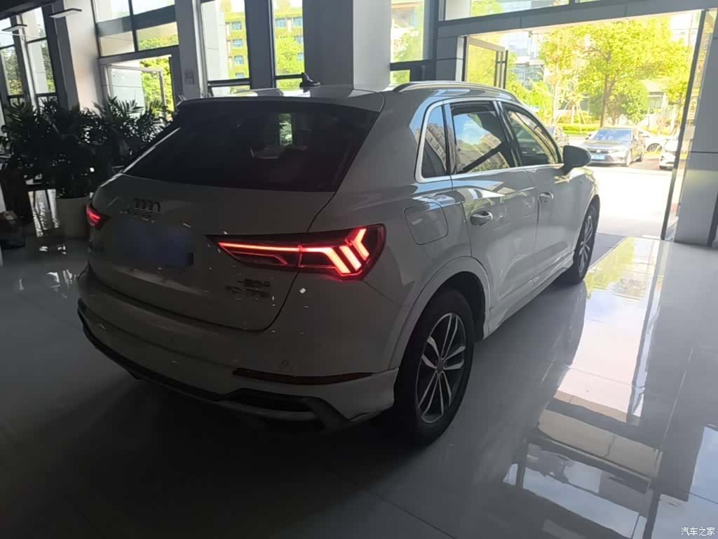 Audi Q3, 2020 7