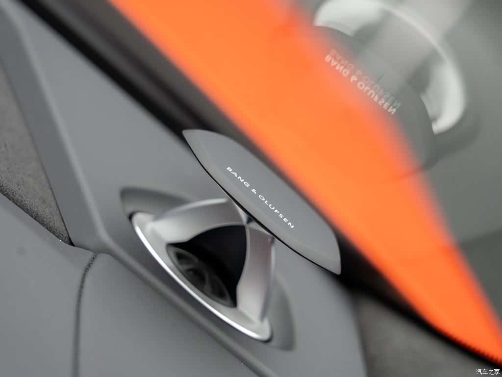Lamborghini Urus, 2025 24