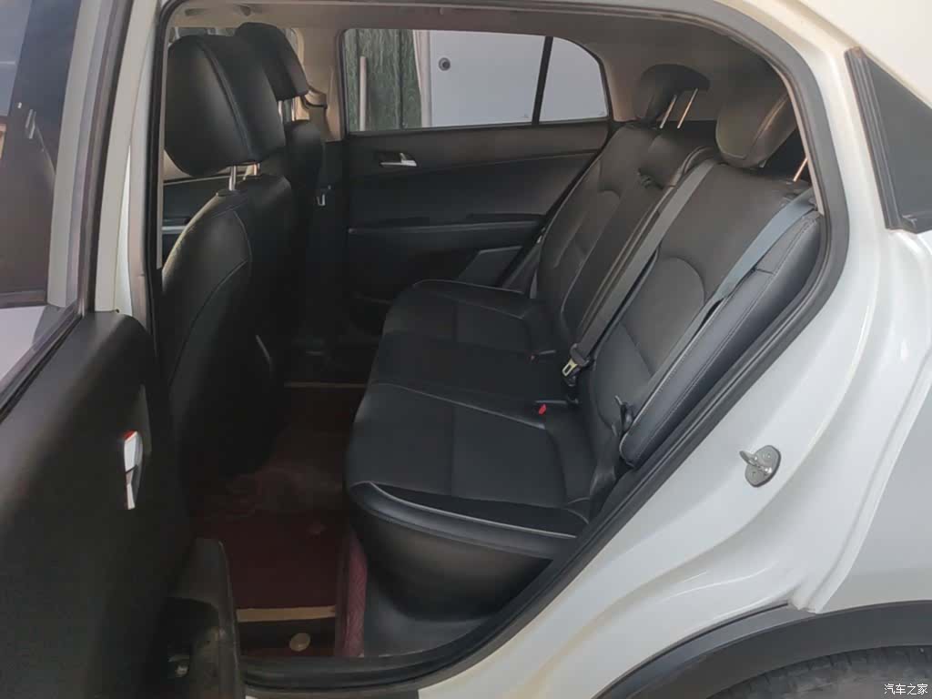 Hyundai ix25, 2016 17