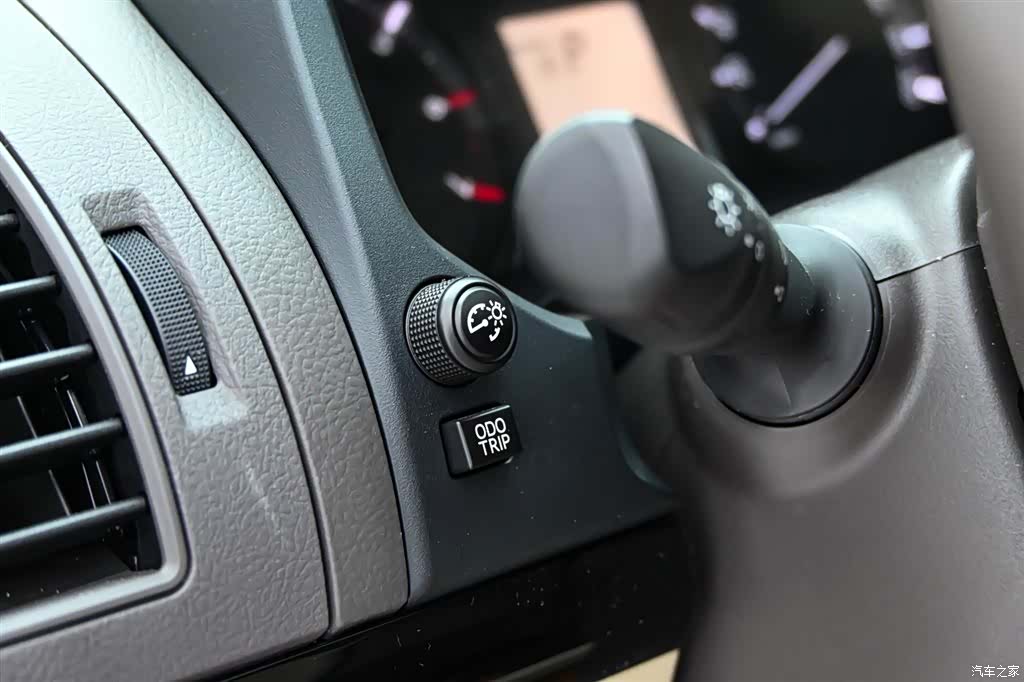 Toyota Prado, 2024 24