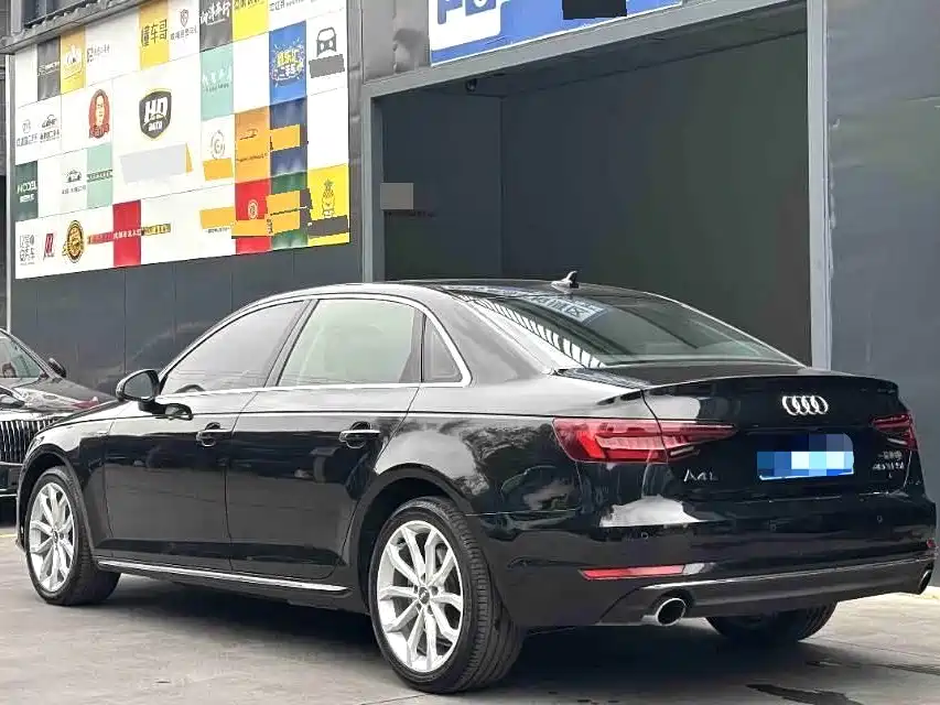 Audi A4L