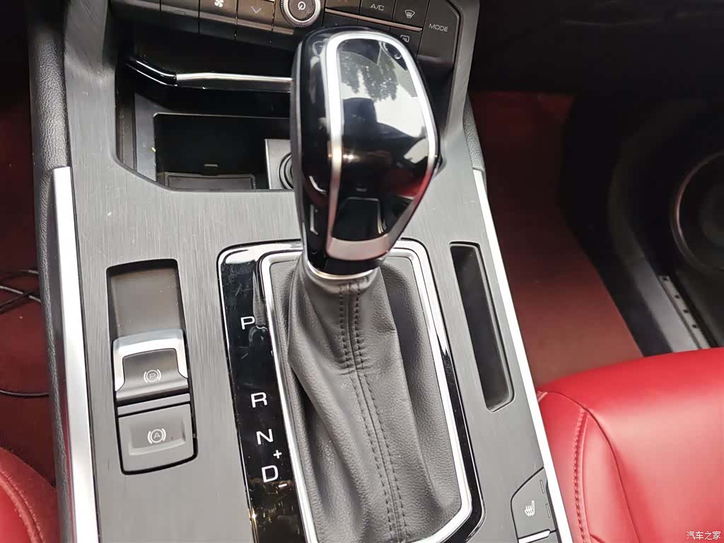 WEY VV5, 2018 10