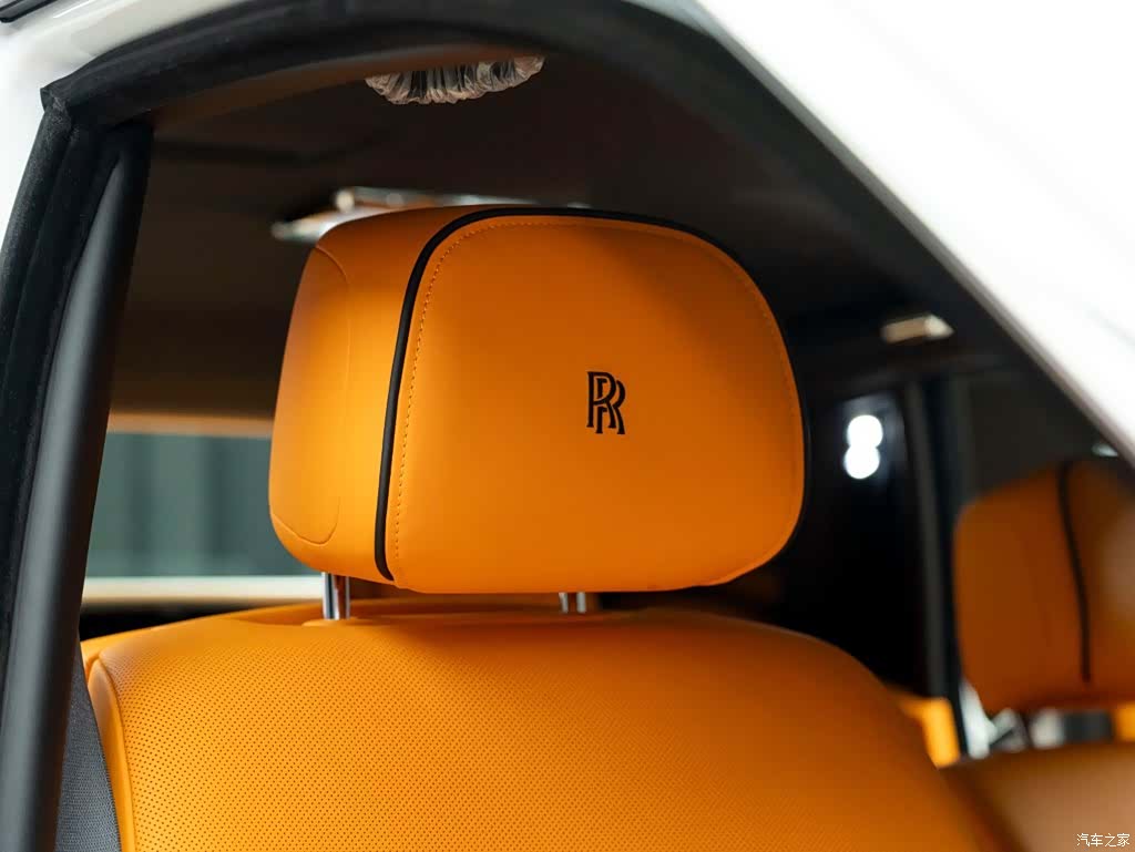 Rolls-Royce Phantom, 2022 18
