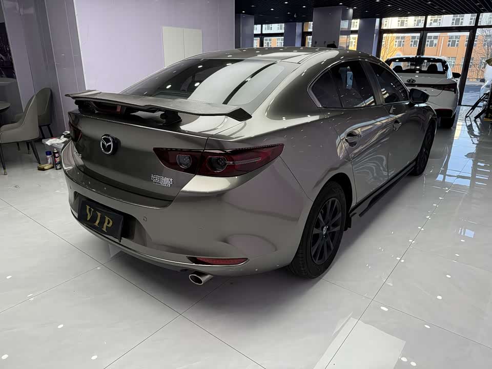 Mazda 3 Angkesaila