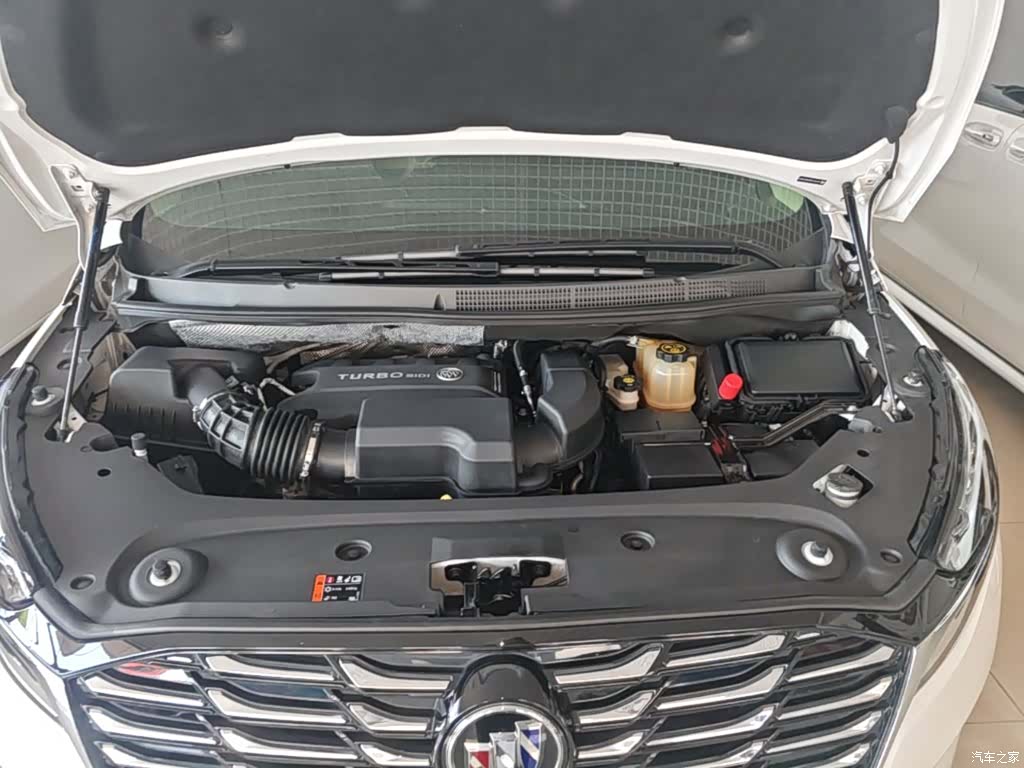 Buick GL8, 2022 20