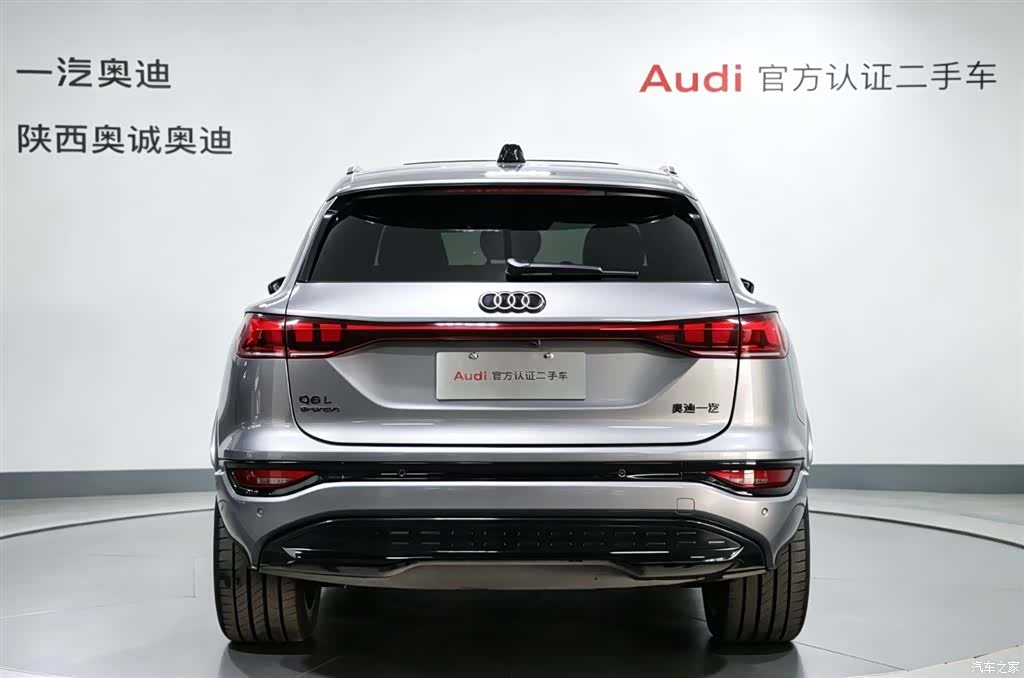 Audi e-tron, 2025 все фото