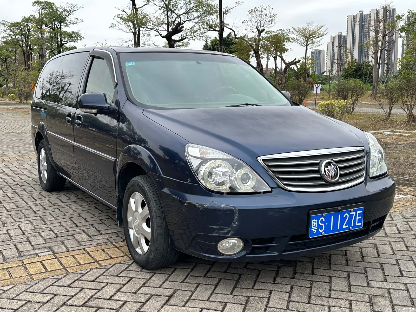 Buick GL8, 2007 3