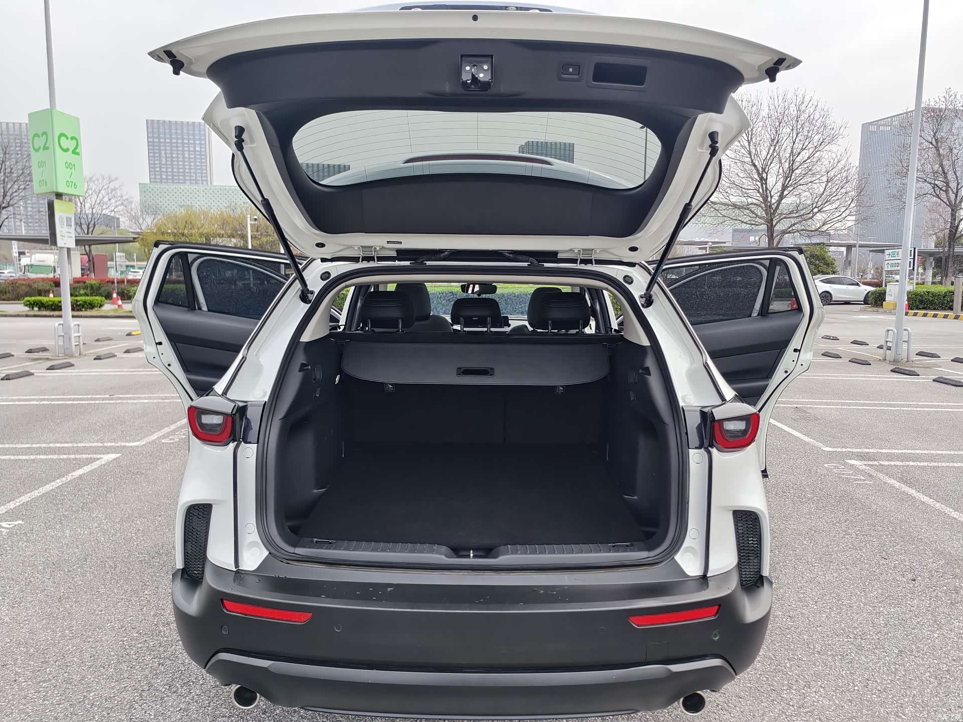 Mazda CX-50, 2023 7