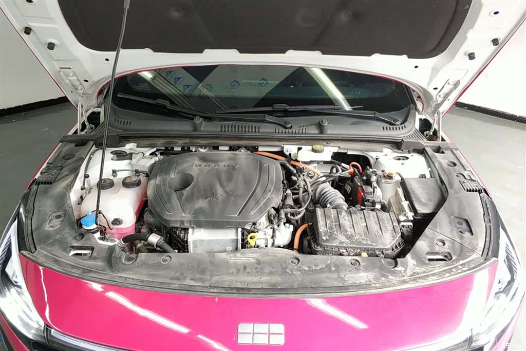 Geely Galaxy L6, 2024 10