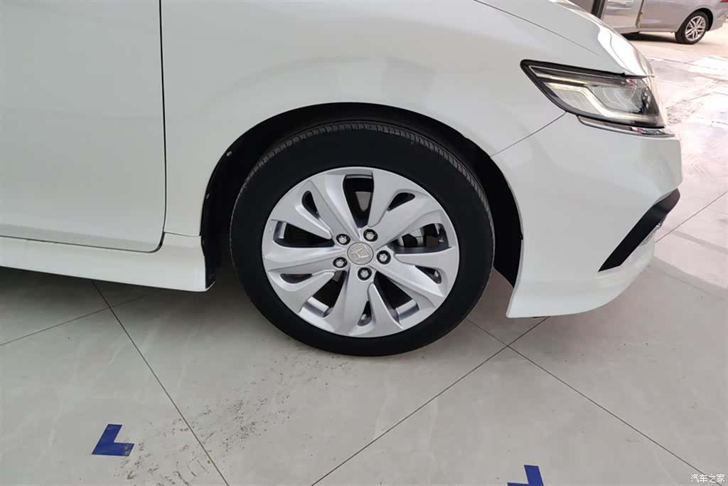 Honda Jade, 2018 6