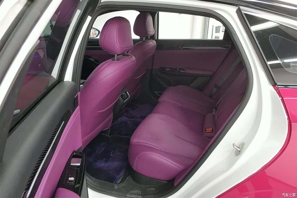 Geely Galaxy L6, 2024 11