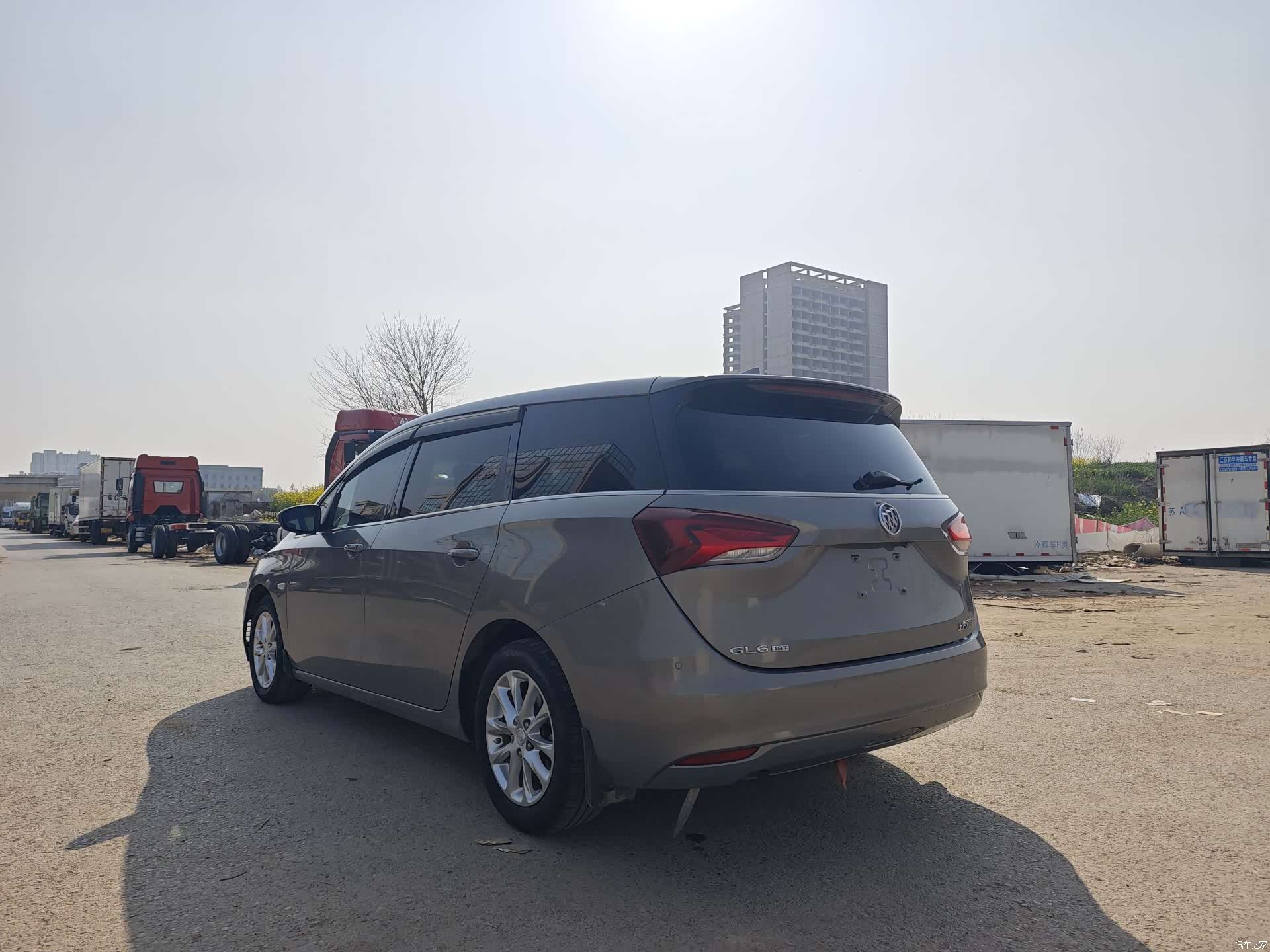 Buick GL6, 2017 17